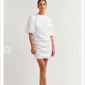 BULLOCK WHITE LINEN GATHERED DRESS